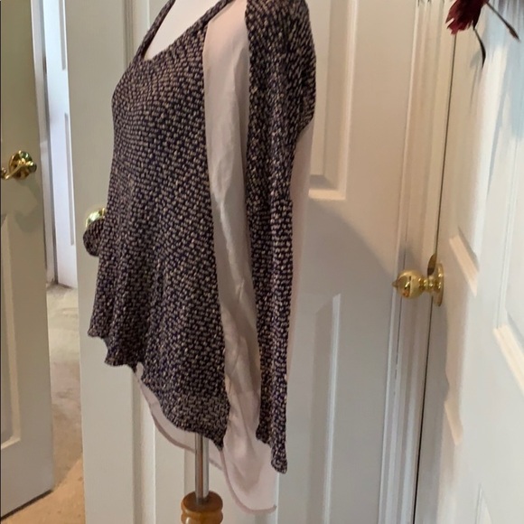 Part sweater part sheer hi low tunic by Lush - Picture 3 of 7